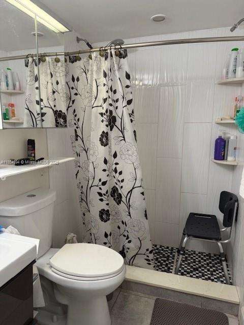 Small Image of 2145 PIERCE ST #113, Hollywood Number 13