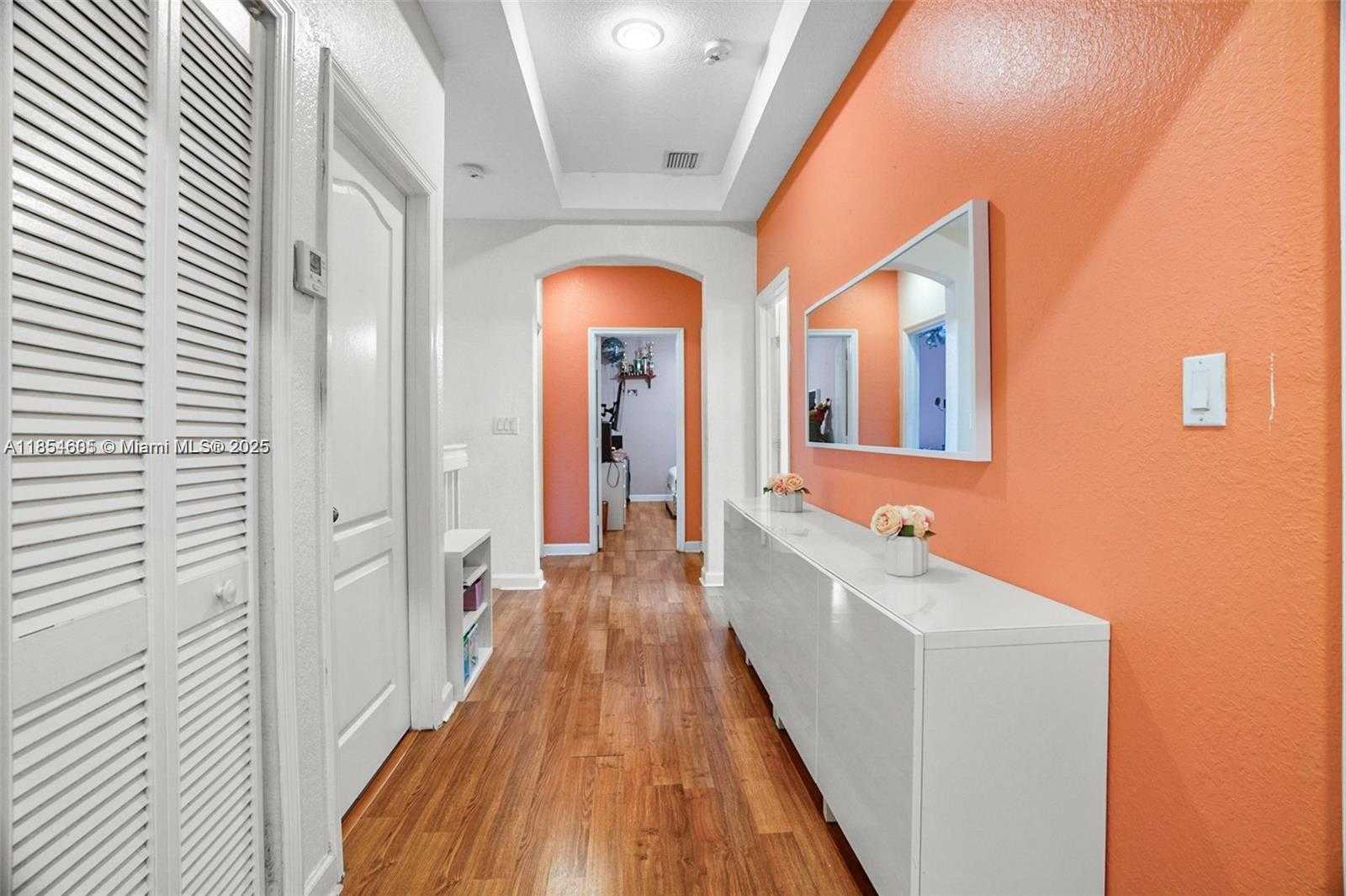 Small Image of 15030 SOUTH WEST 9TH TER, Miami Number 16
