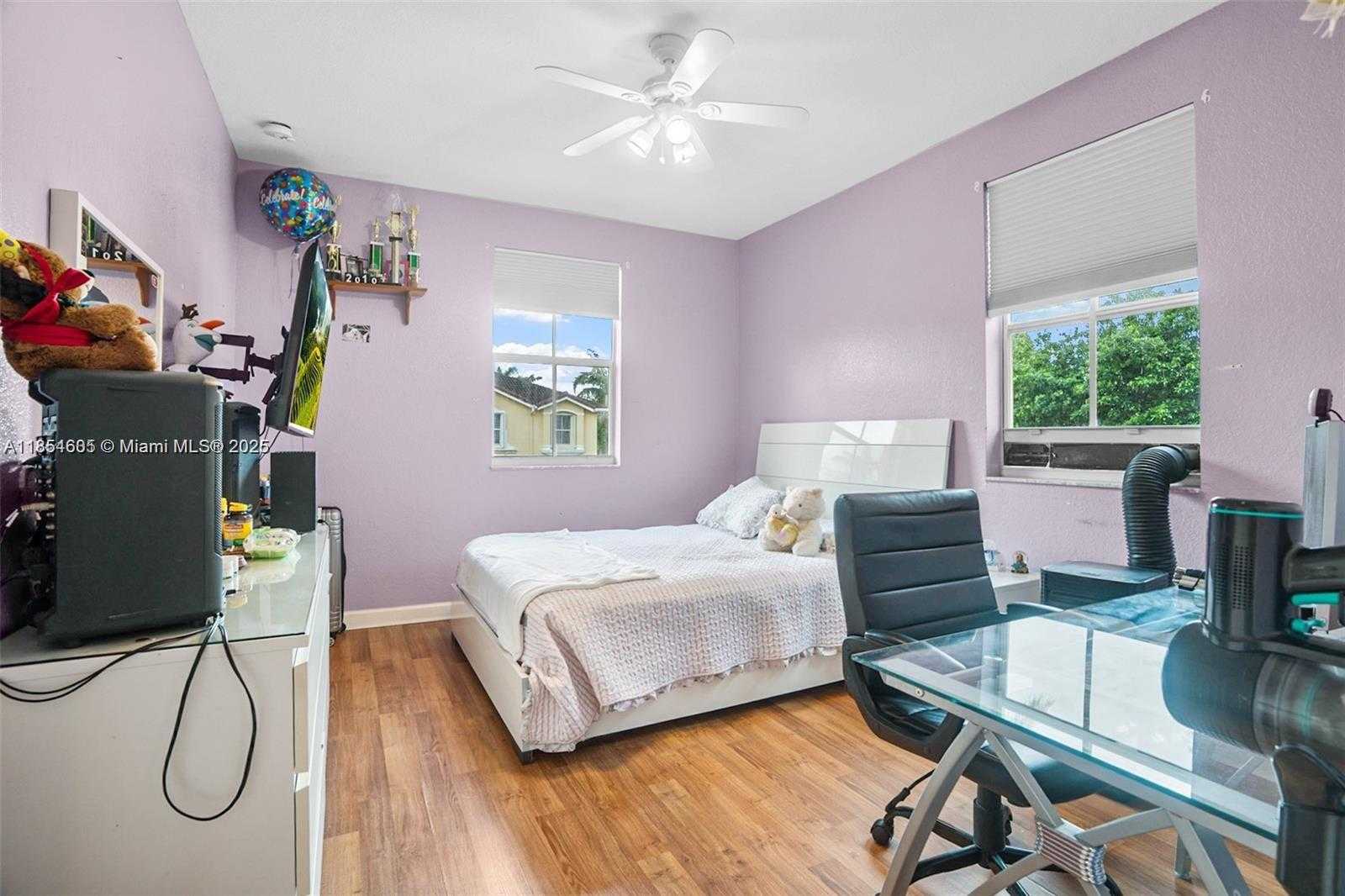Small Image of 15030 SOUTH WEST 9TH TER, Miami Number 22