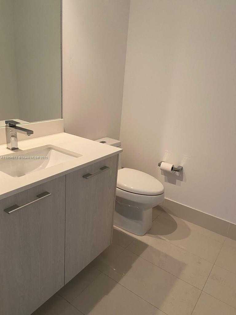 Small Image of 45 SOUTH WEST 9TH ST #2510, Miami Number 23