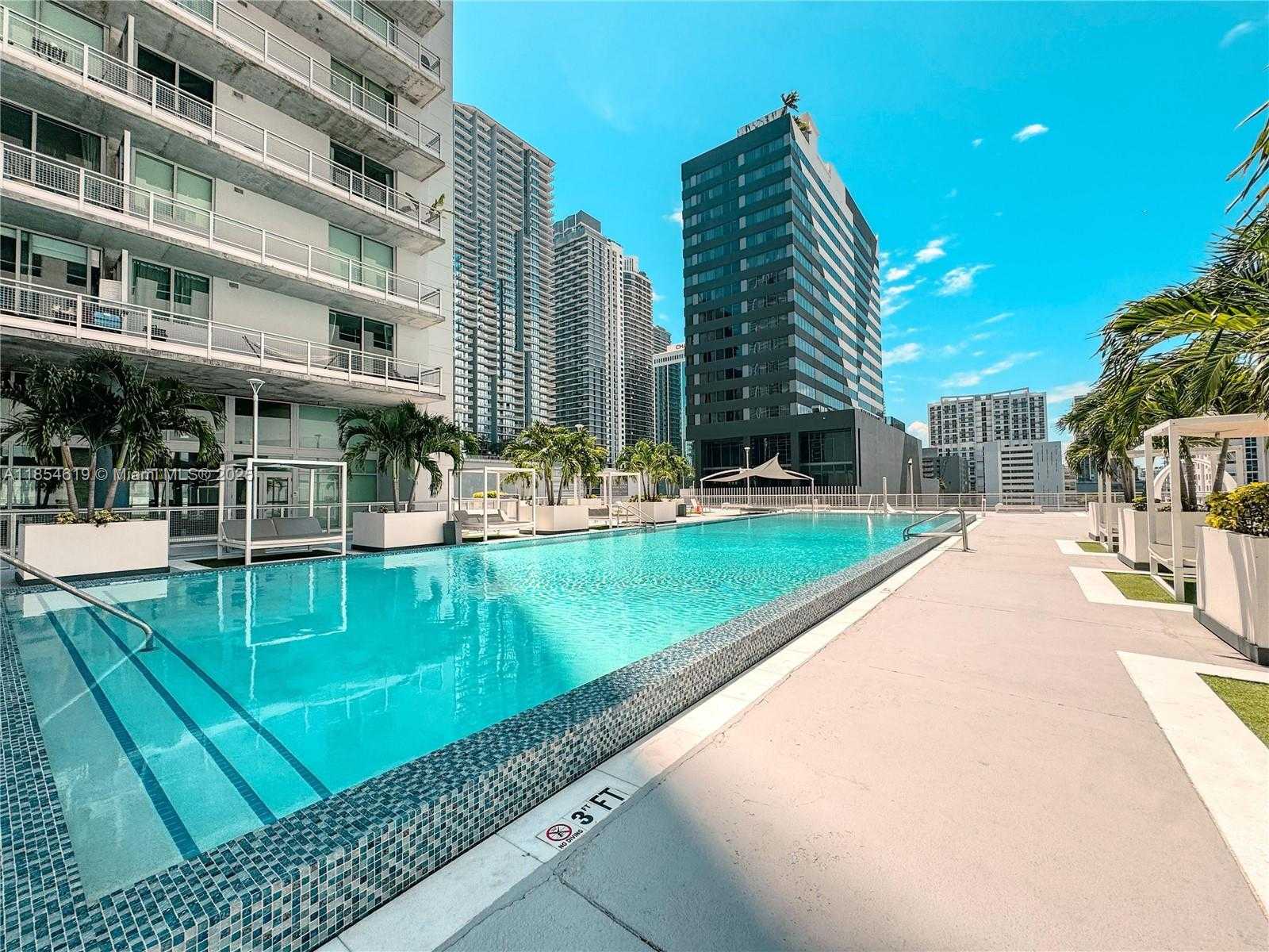 Small Image of 690 SOUTH WEST 1ST CT #2122, Miami Number 7