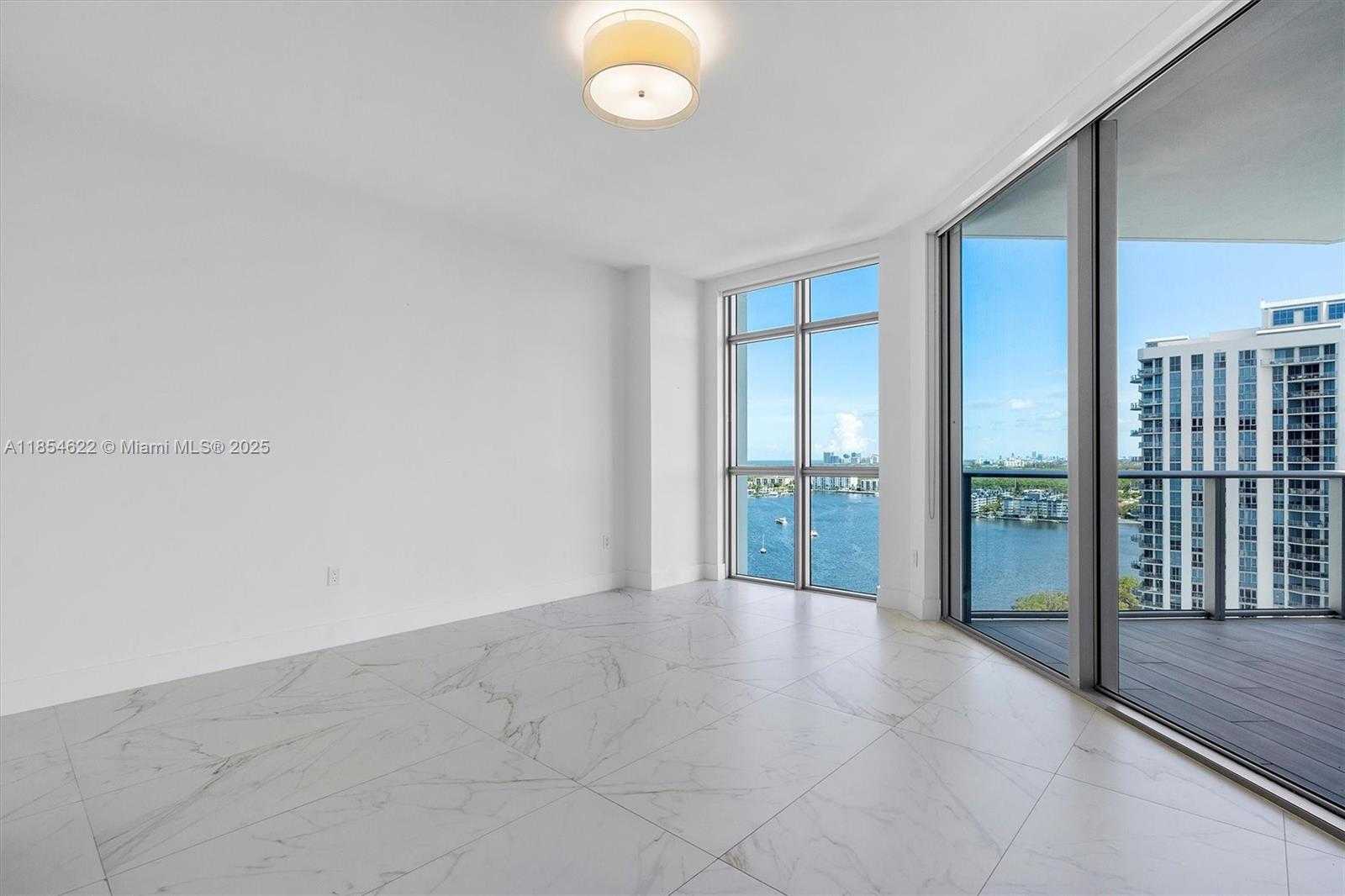 Small Image of 17301 BISCAYNE BLVD #1907, North Miami Beach Number 13