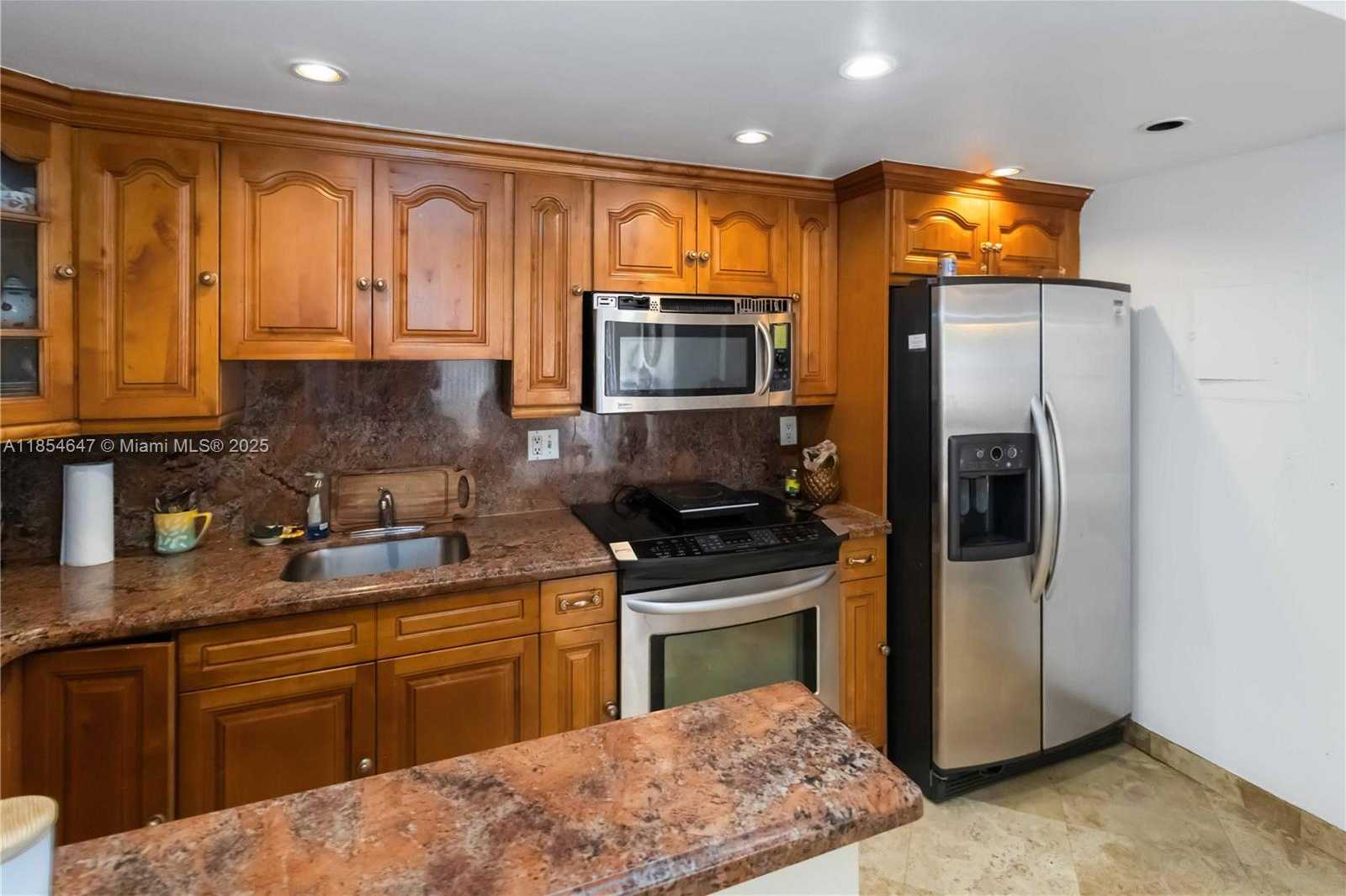 Small Image of 4140 NW 79th Ave, Doral, FL 33166, USA Number 12