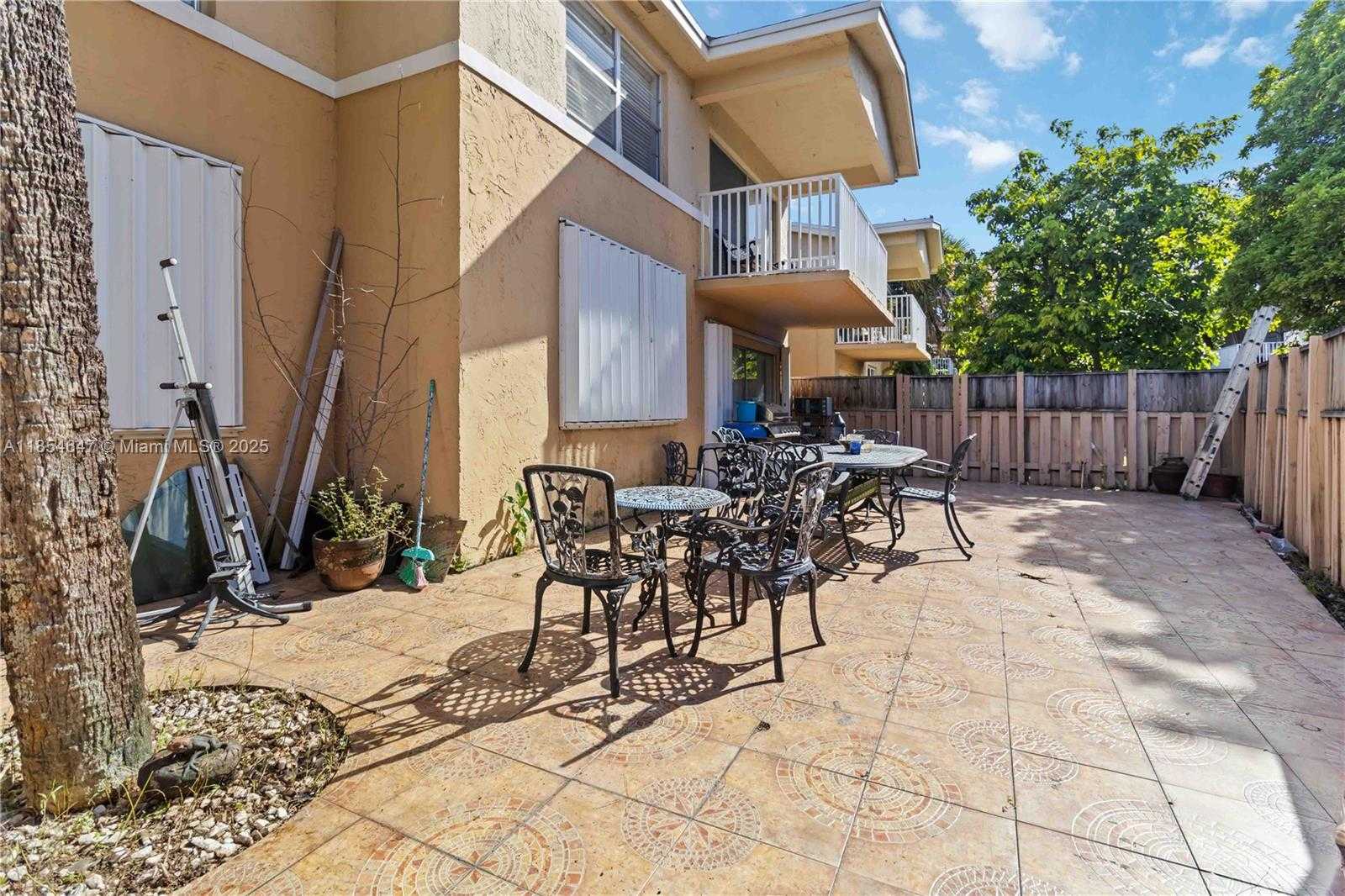 Small Image of 4140 NW 79th Ave, Doral, FL 33166, USA Number 25