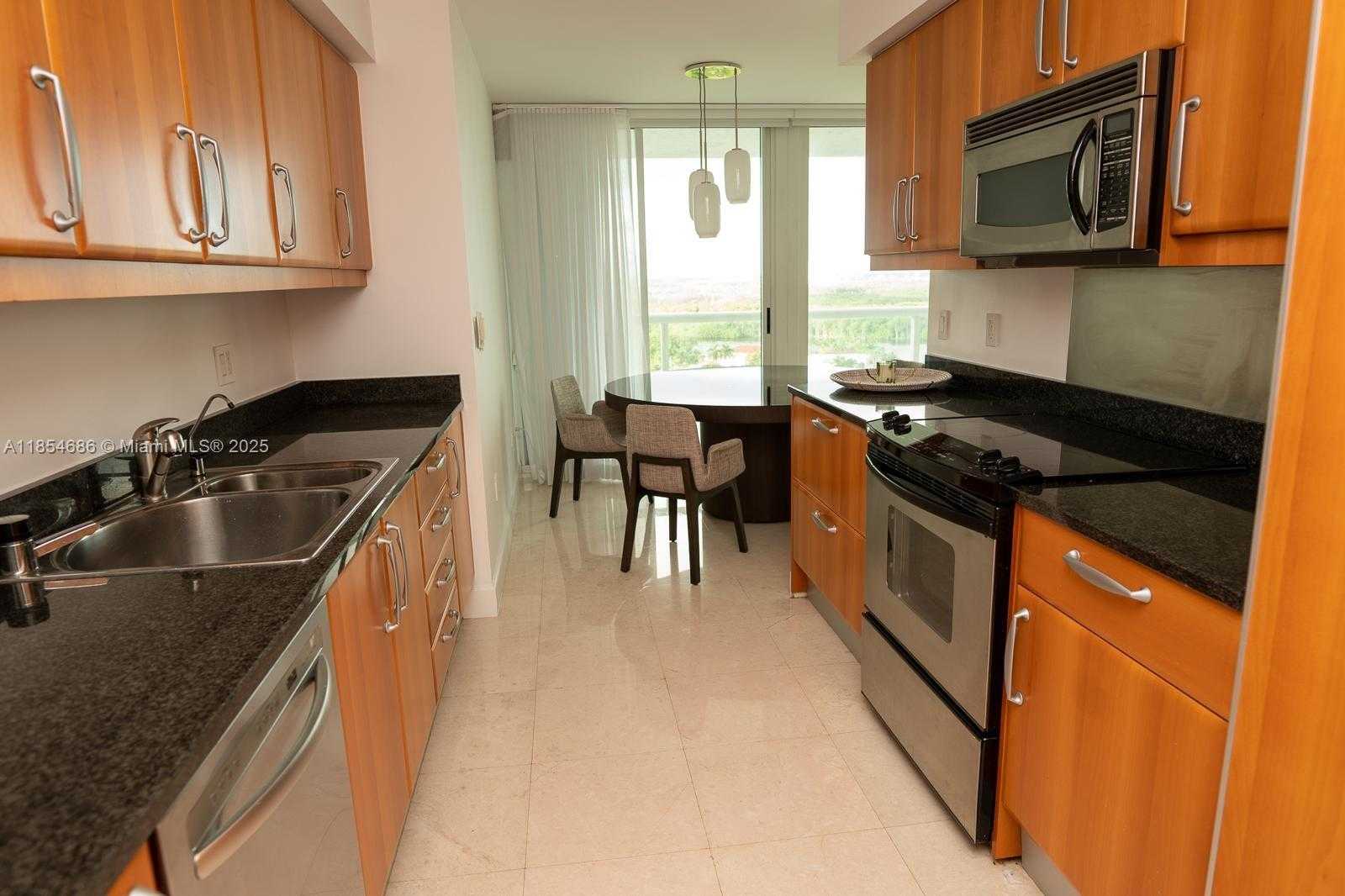 Small Image of 16500 COLLINS AVE #1855, Sunny Isles Beach Number 6