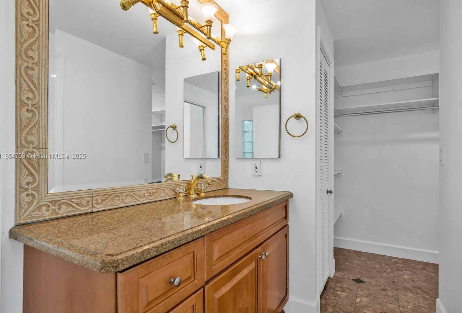 Small Image of 1690 SOUTH BAYSHORE LN #2B + BOAT SLIP, Miami Number 20