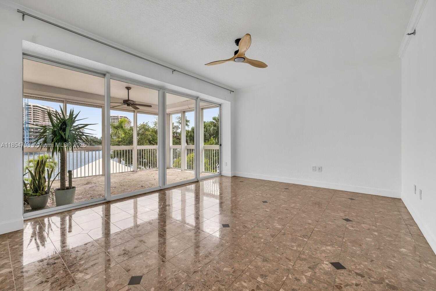 Small Image of 1690 SOUTH BAYSHORE LN #2B + BOAT SLIP, Miami Number 35