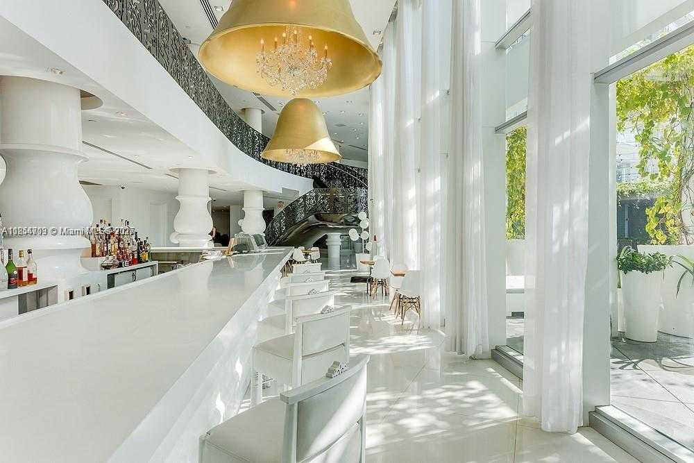 Small Image of 1100 WEST AVE #425, Miami Beach Number 4