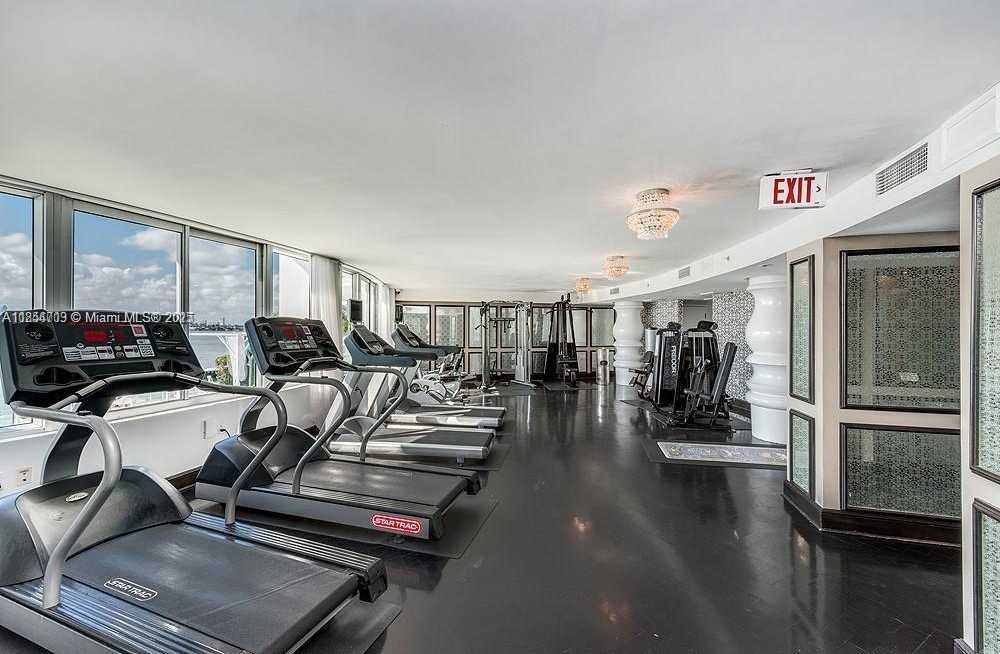 Small Image of 1100 WEST AVE #425, Miami Beach Number 5