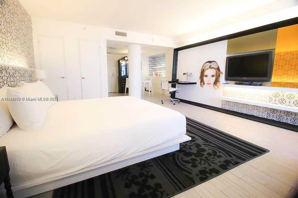 Small Image of 1100 WEST AVE #425, Miami Beach Number 9