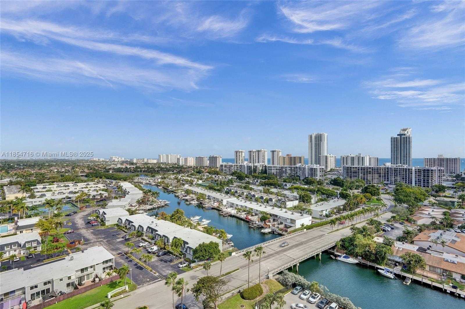Small Image of 2500 PARKVIEW DR #1811, Hallandale Beach Number 22