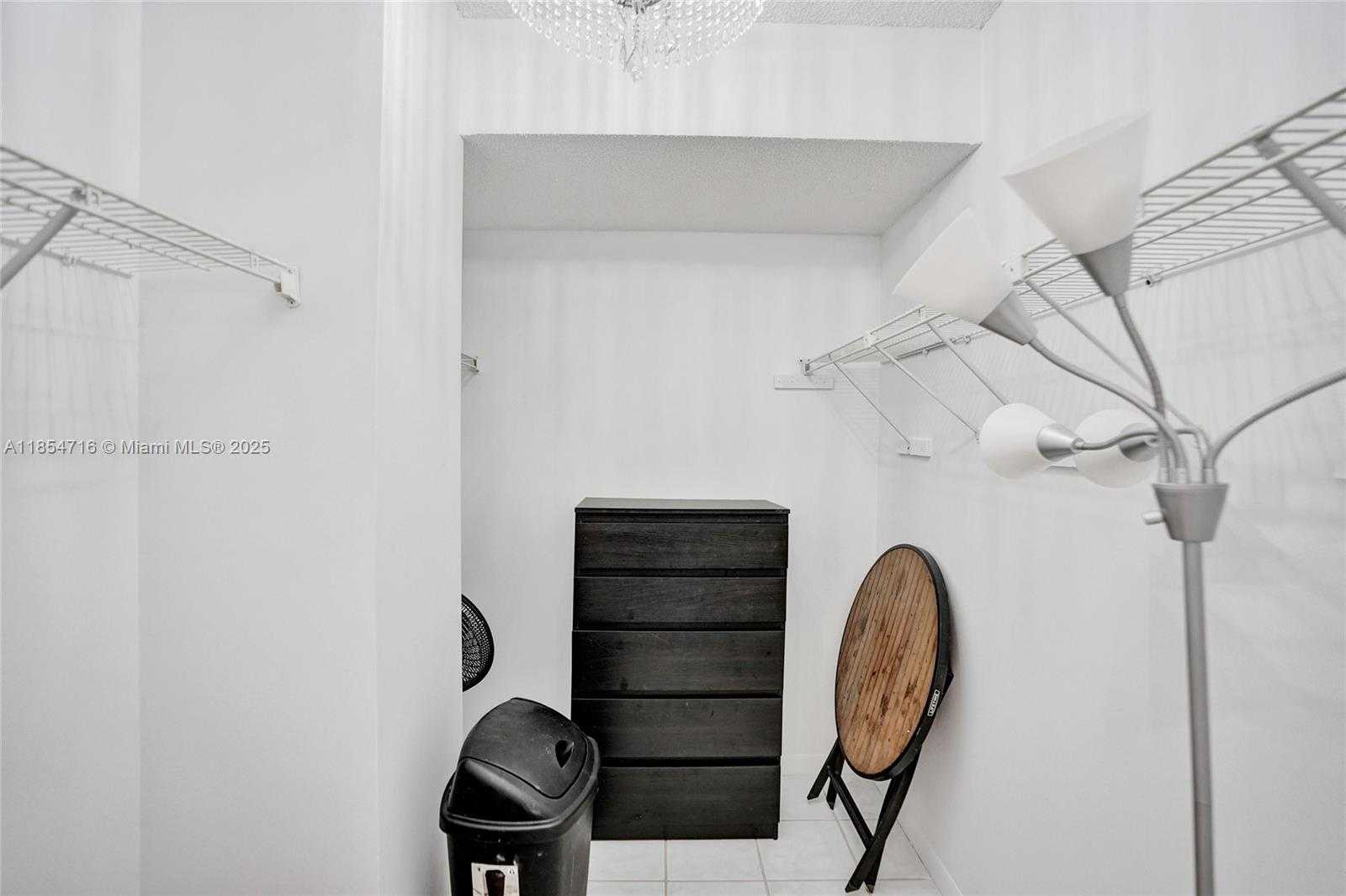 Small Image of 2500 PARKVIEW DR #1811, Hallandale Beach Number 30