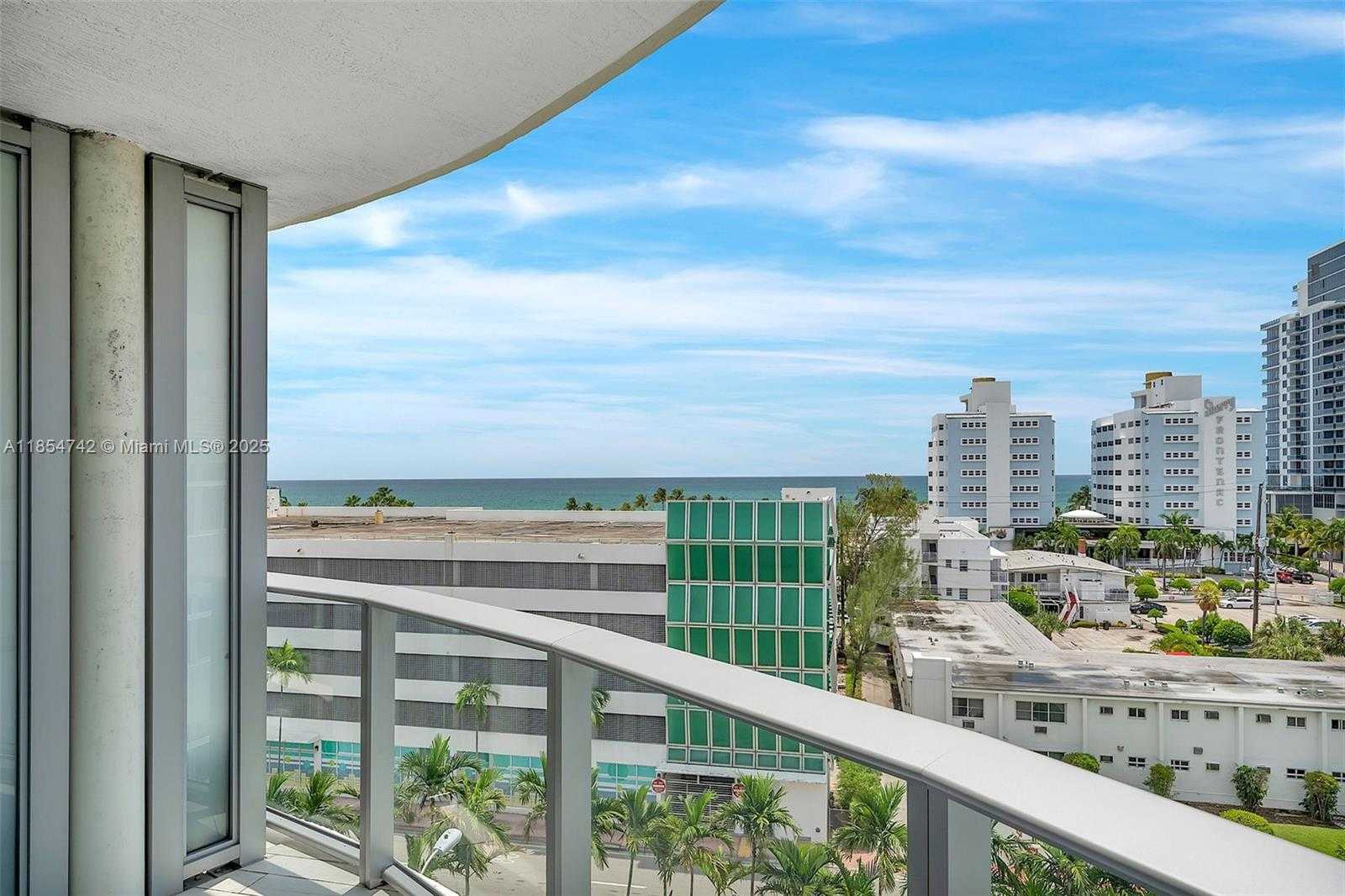 Small Image of 6620 INDIAN CREEK DR #704, Miami Beach Number 10