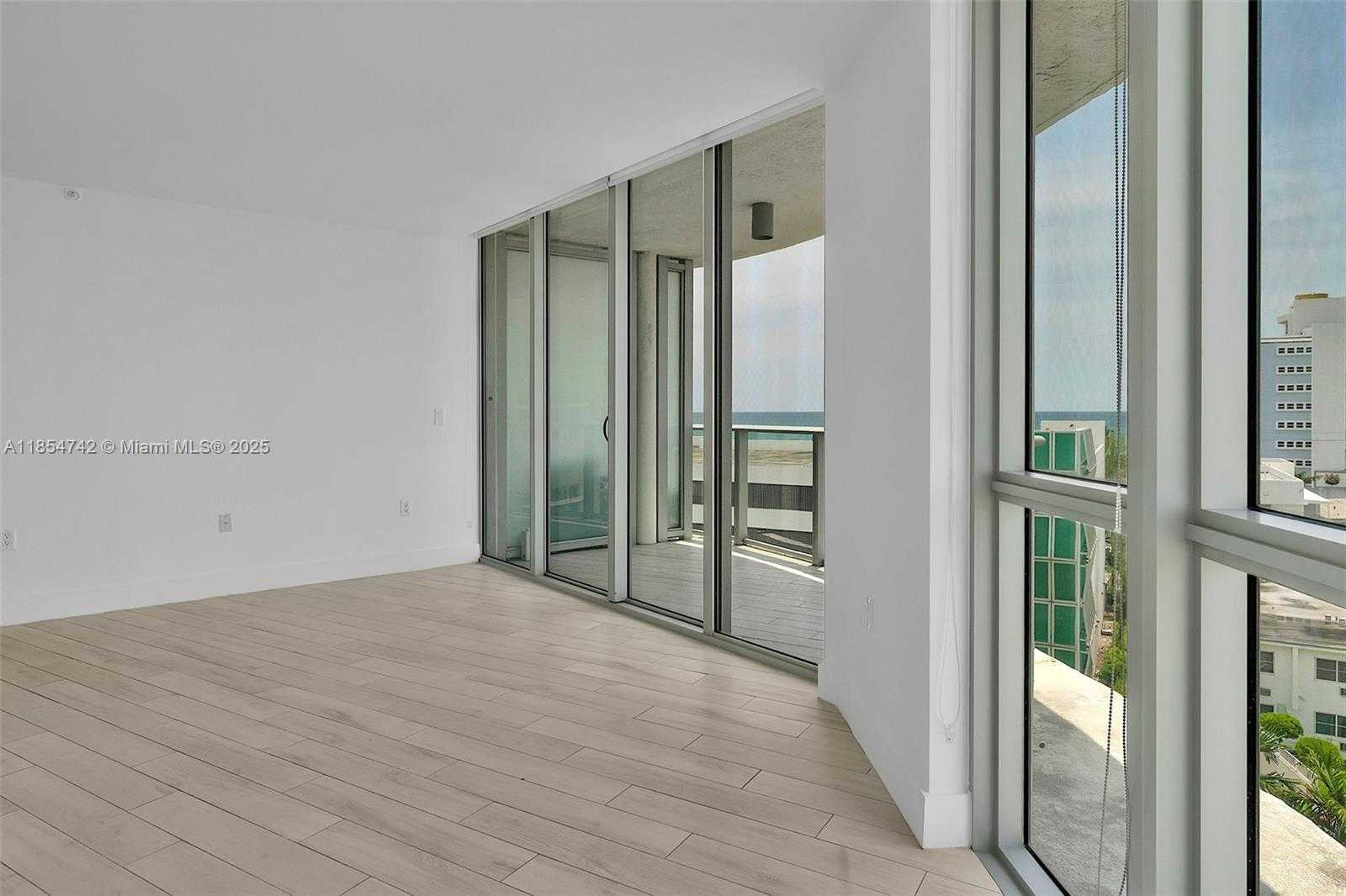 Small Image of 6620 INDIAN CREEK DR #704, Miami Beach Number 21