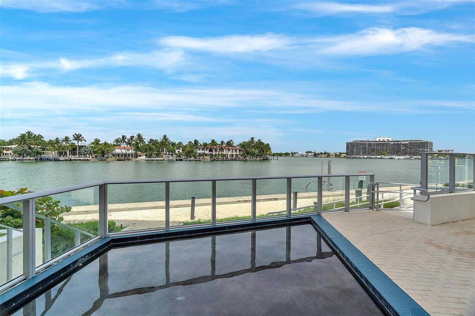 Small Image of 6620 INDIAN CREEK DR #704, Miami Beach Number 24