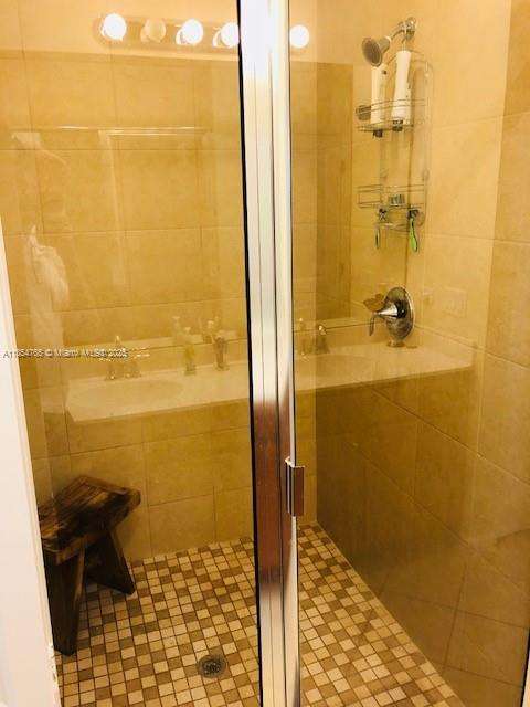 Small Image of 2950 ST THOMAS DR, Cooper City Number 23