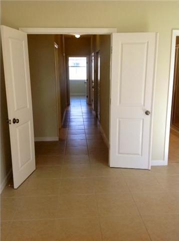 Small Image of 2950 ST THOMAS DR, Cooper City Number 29