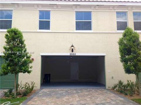 Small Image of 2950 ST THOMAS DR, Cooper City Number 34