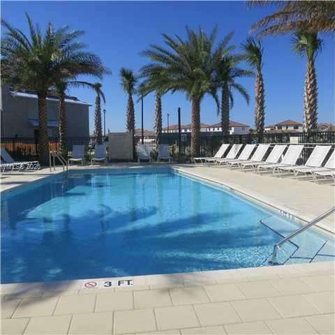 Small Image of 2950 ST THOMAS DR, Cooper City Number 38