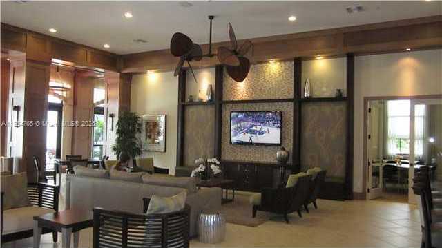 Small Image of 2950 ST THOMAS DR, Cooper City Number 40