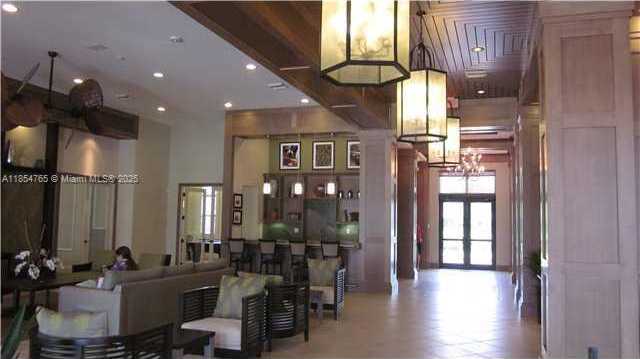 Small Image of 2950 ST THOMAS DR, Cooper City Number 41