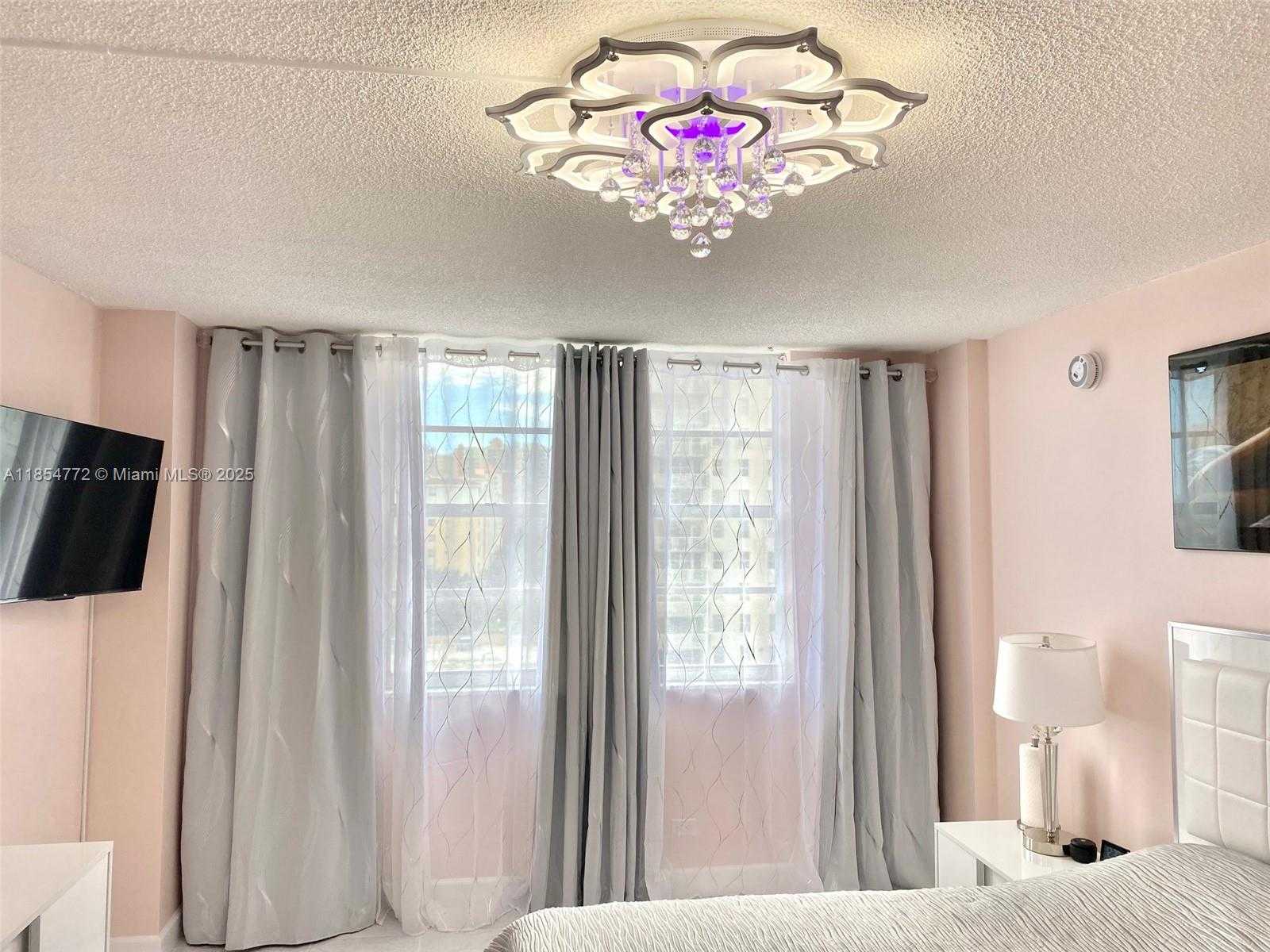 Small Image of 251 174TH ST #615, Sunny Isles Beach Number 16