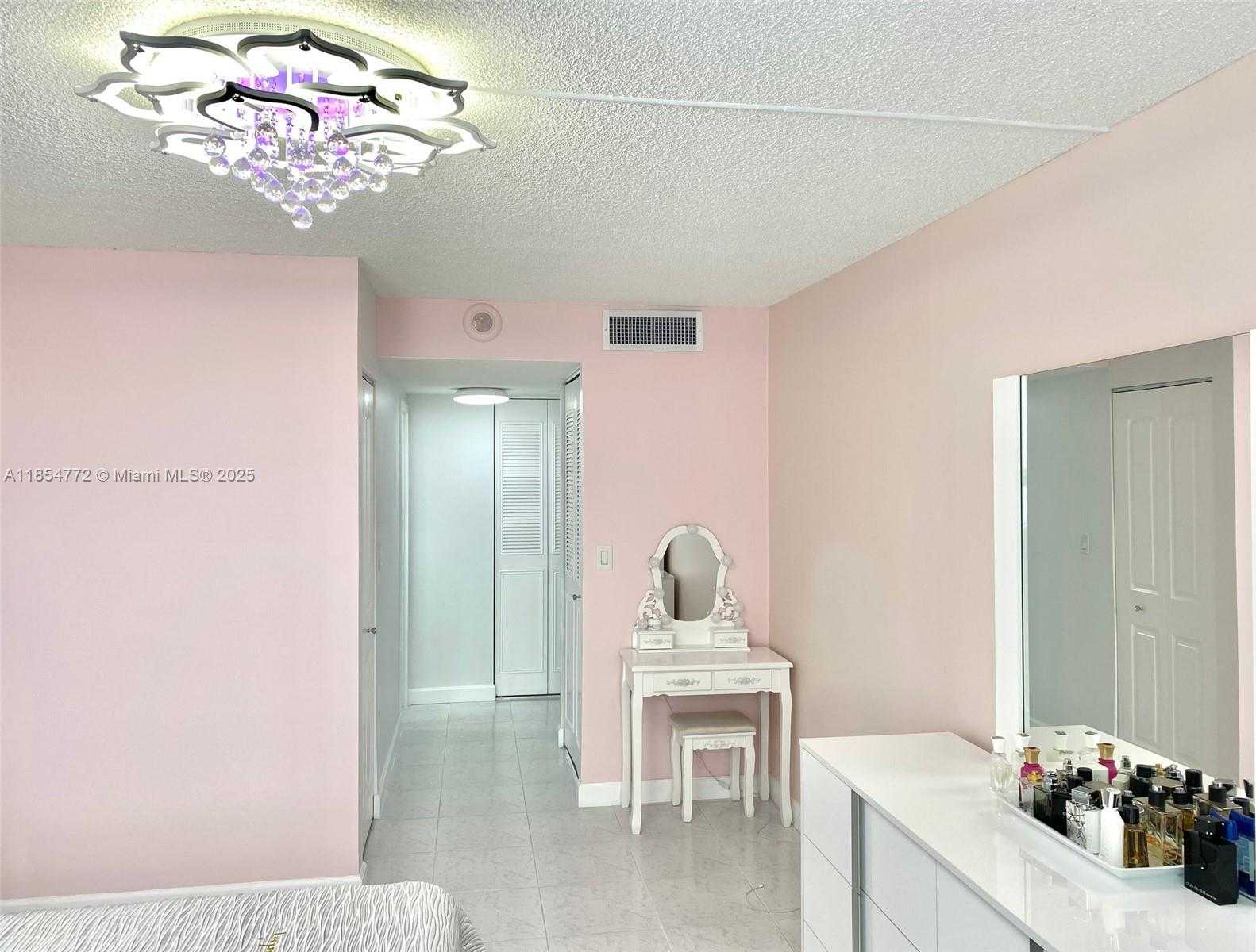 Small Image of 251 174TH ST #615, Sunny Isles Beach Number 17