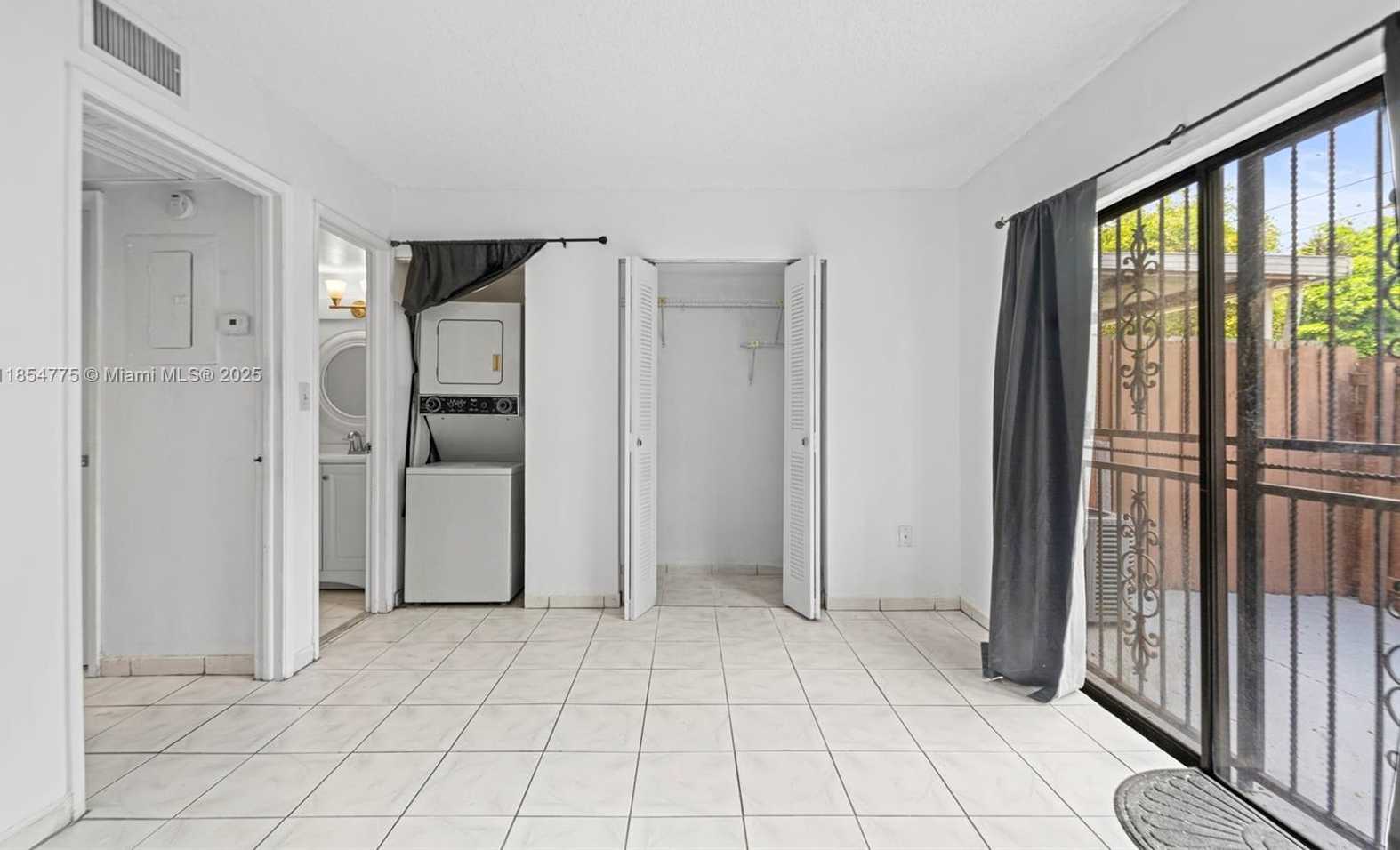 Small Image of 2178 WEST 60TH ST #18112, Hialeah Number 12