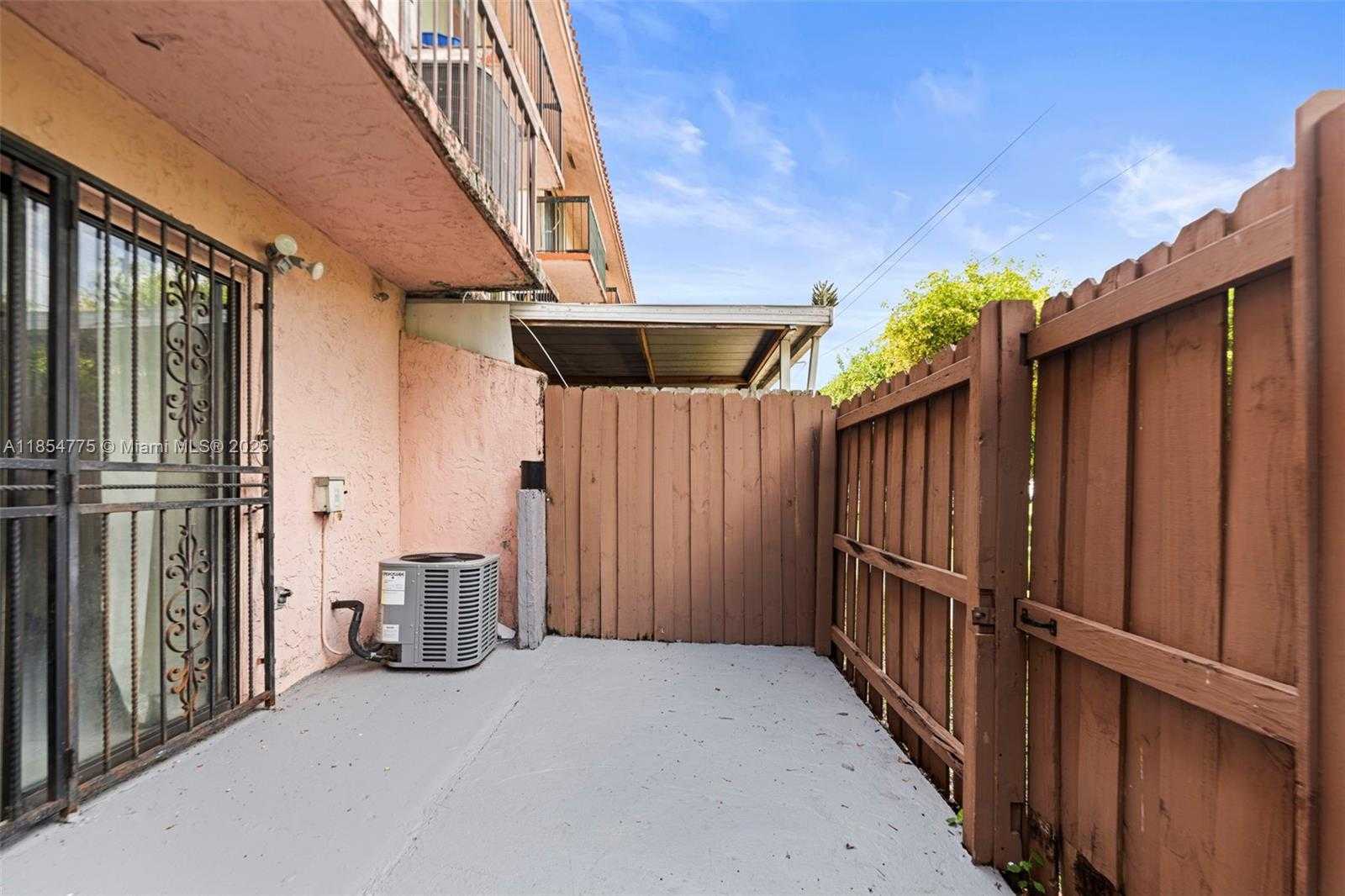 Small Image of 2178 WEST 60TH ST #18112, Hialeah Number 18