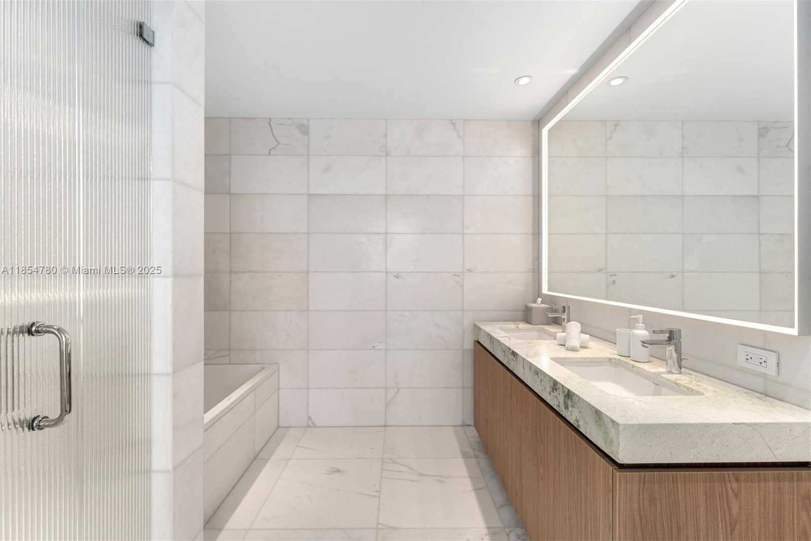 Small Image of 500 ALTON RD #1201, Miami Beach Number 21