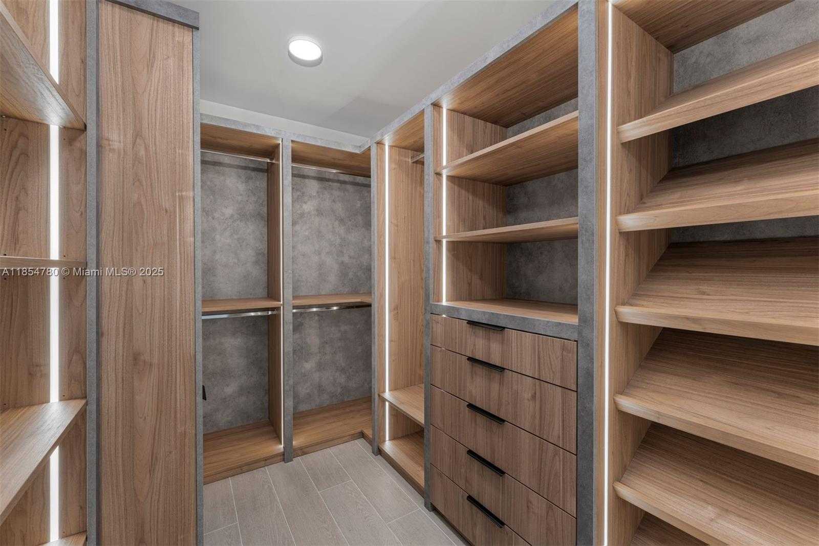 Small Image of 500 ALTON RD #1201, Miami Beach Number 6