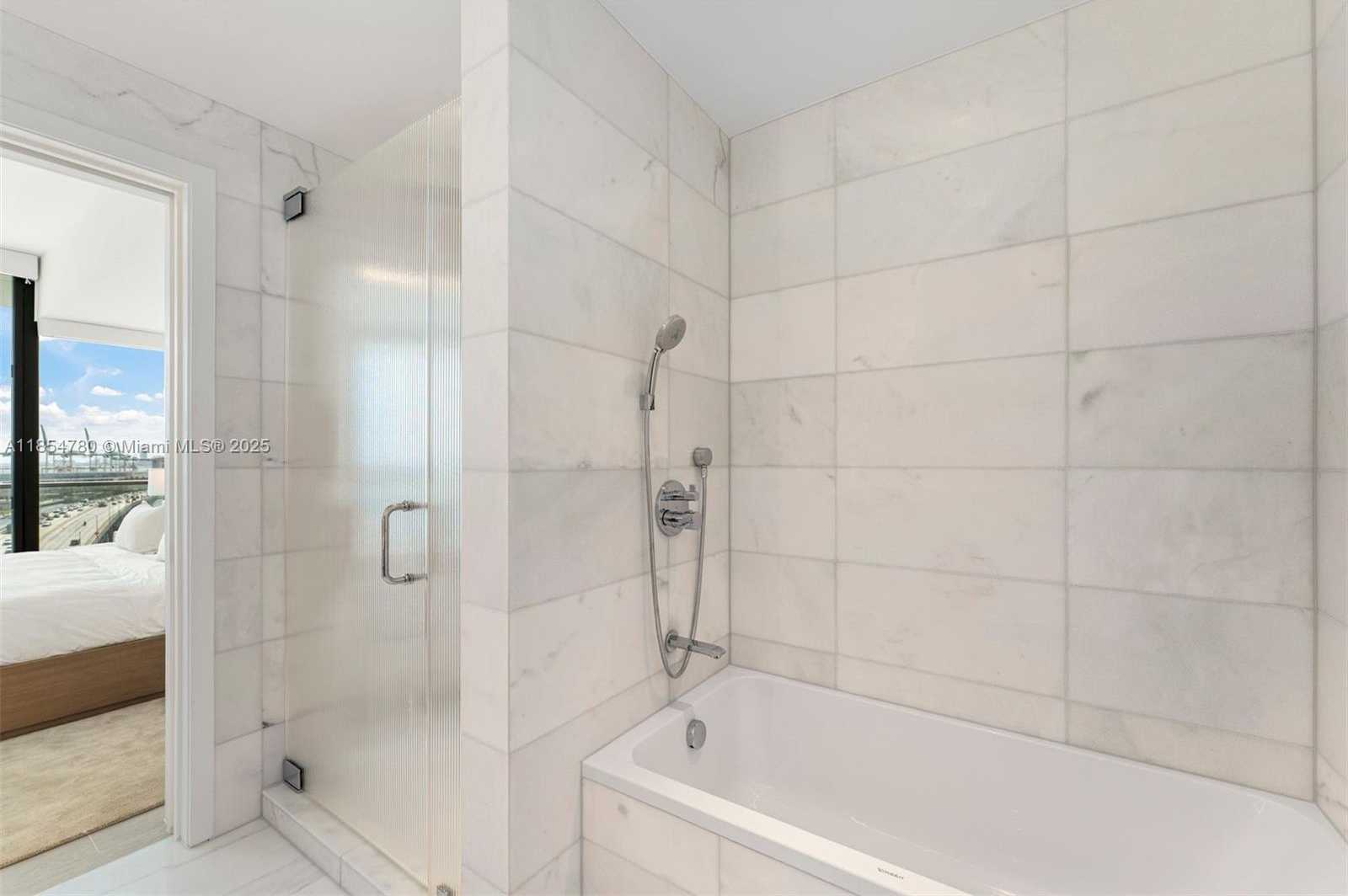 Small Image of 500 ALTON RD #1201, Miami Beach Number 8