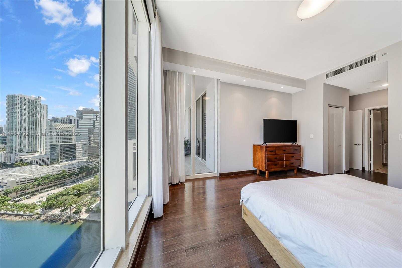 Small Image of 901 BRICKELL KEY BLVD #3002, Miami Number 8