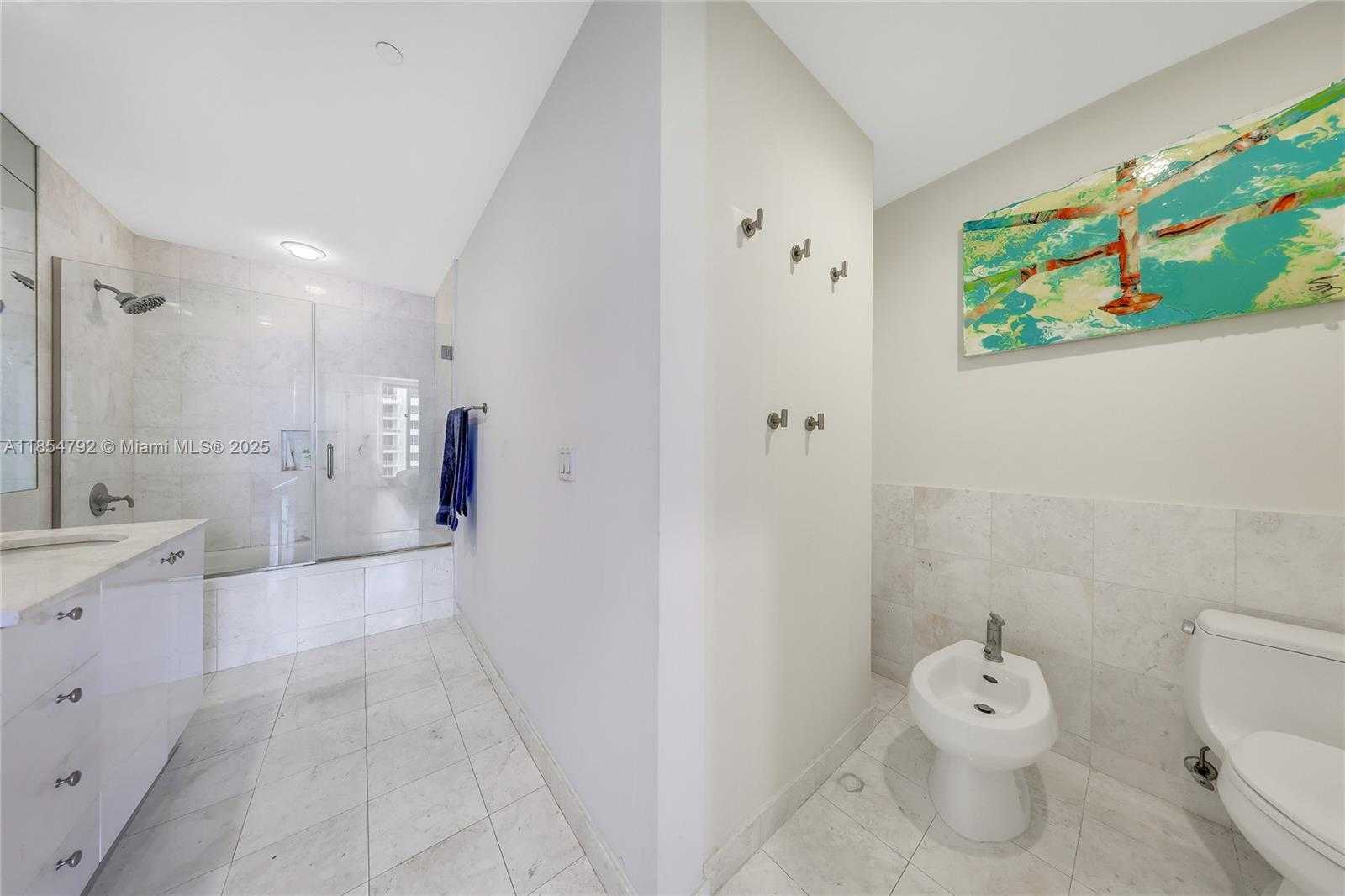 Small Image of 901 BRICKELL KEY BLVD #3002, Miami Number 9