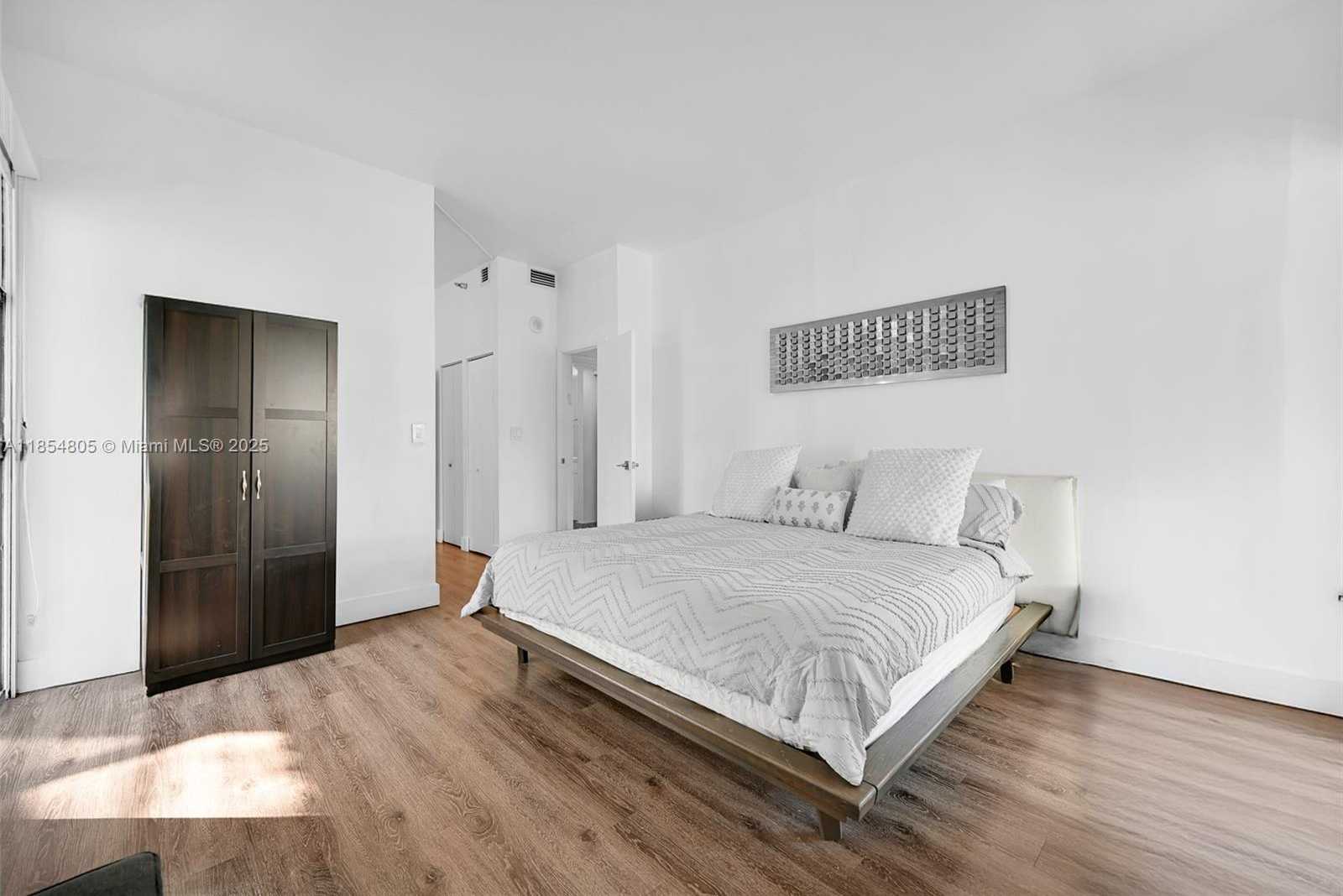 Small Image of 20505 EAST COUNTRY CLUB DR #137, Aventura Number 8