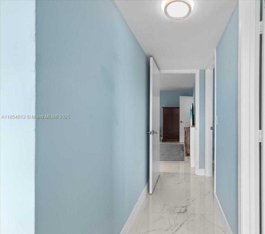 Small Image of 9450 LIVE OAK PL #109, Davie Number 37