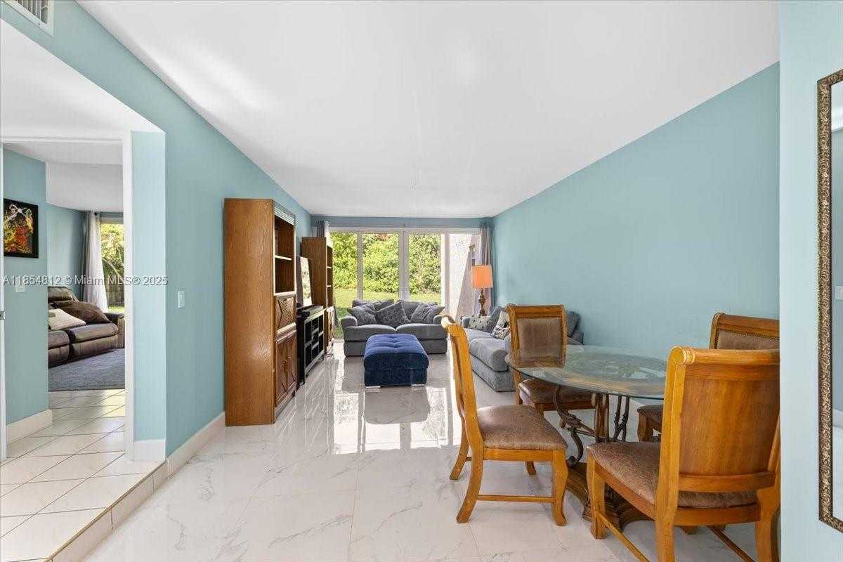 Small Image of 9450 LIVE OAK PL #109, Davie Number 8