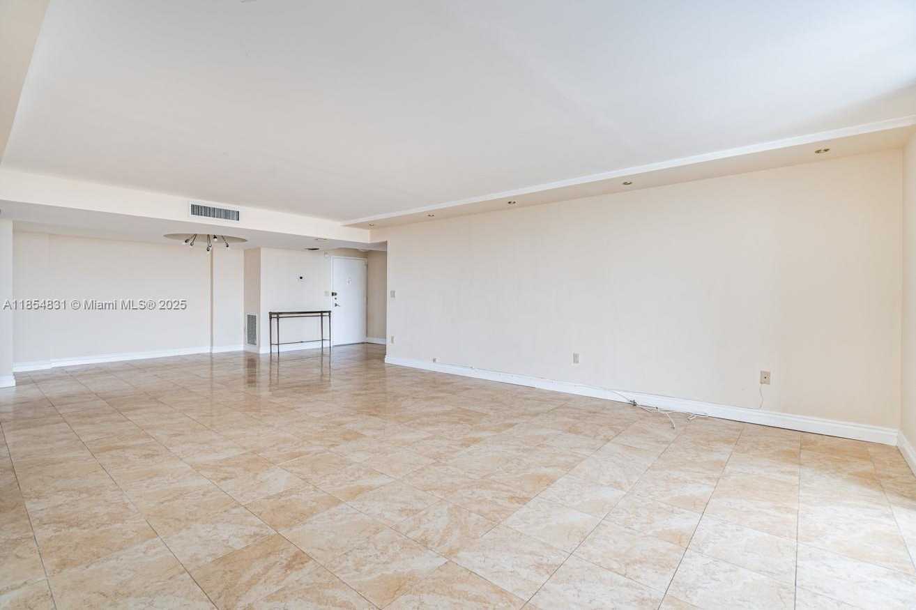 Small Image of 2801 NORTH EAST 183RD ST #1401W, Aventura Number 12