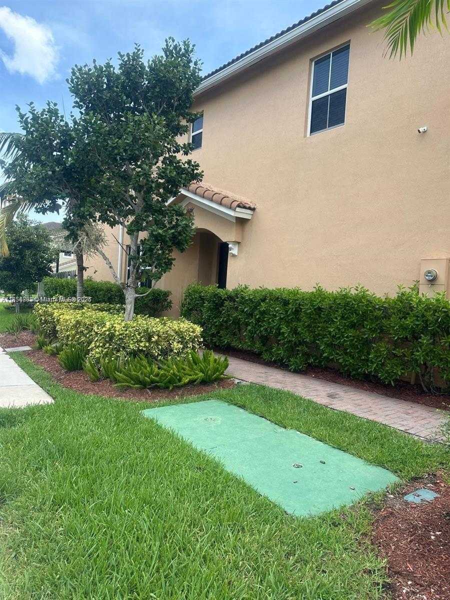 Small Image of 2450 SOUTH EAST 14TH CT #2450, Homestead Number 3