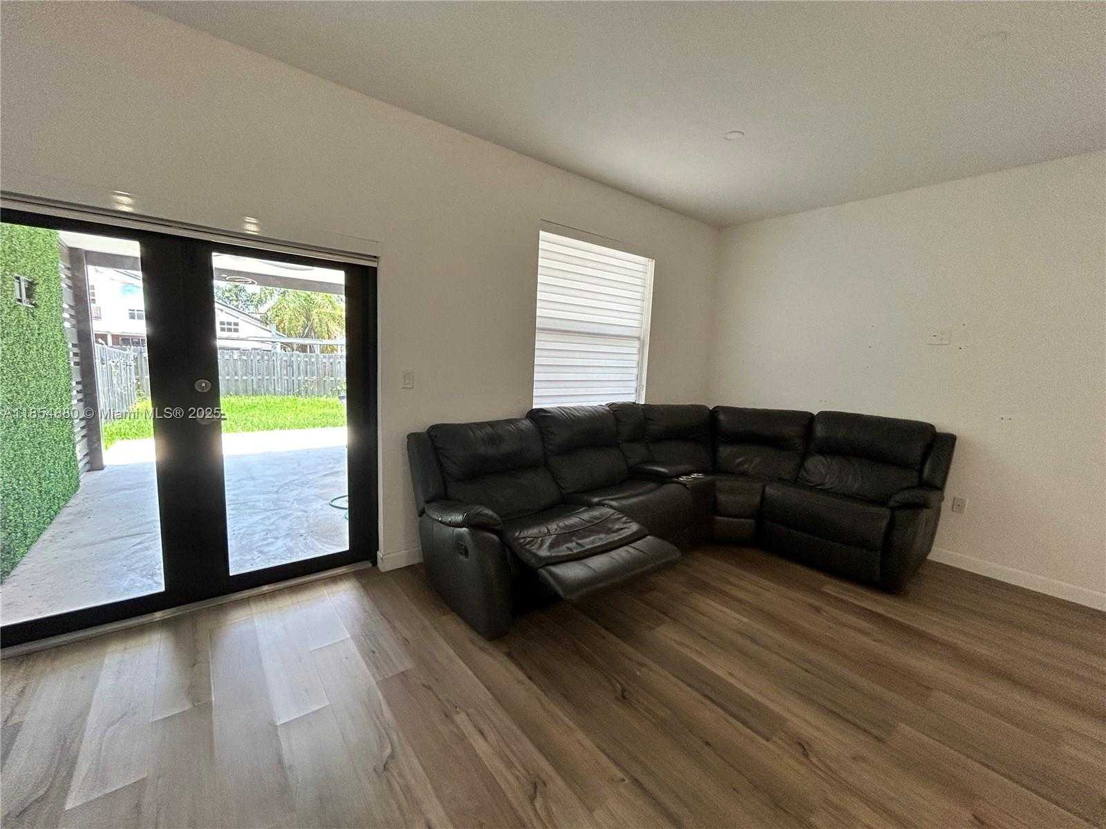 Small Image of 25343 SOUTH WEST 109TH AVE, Homestead Number 15