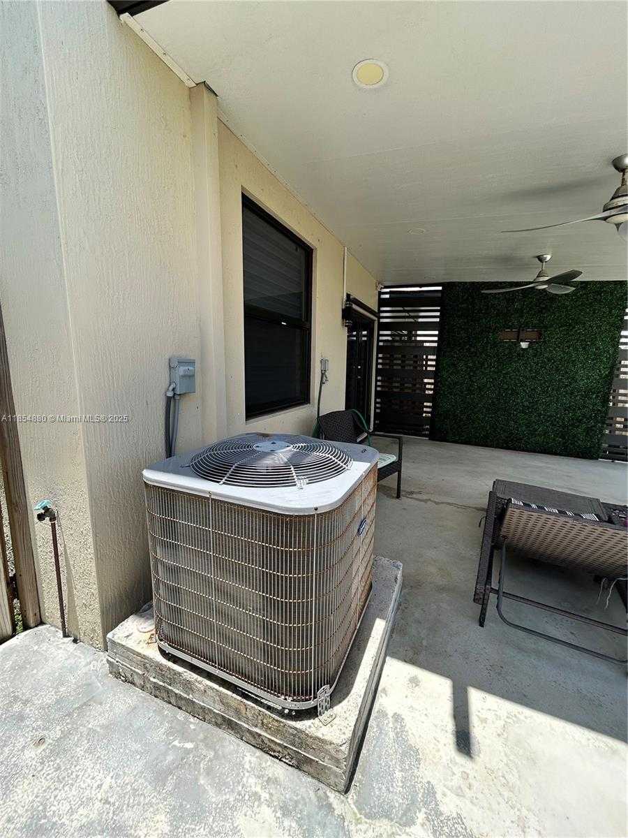 Small Image of 25343 SOUTH WEST 109TH AVE, Homestead Number 39