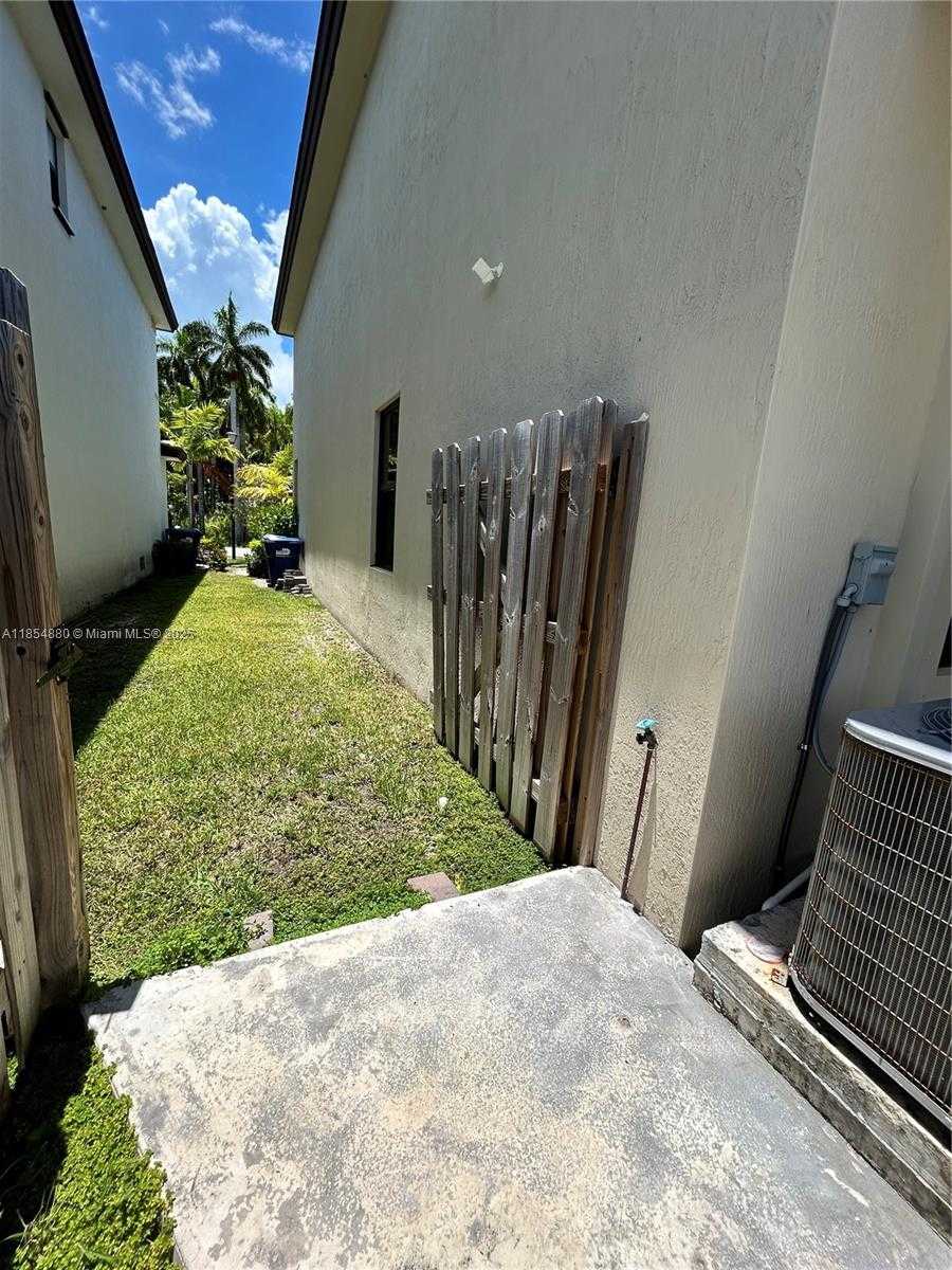 Small Image of 25343 SOUTH WEST 109TH AVE, Homestead Number 40