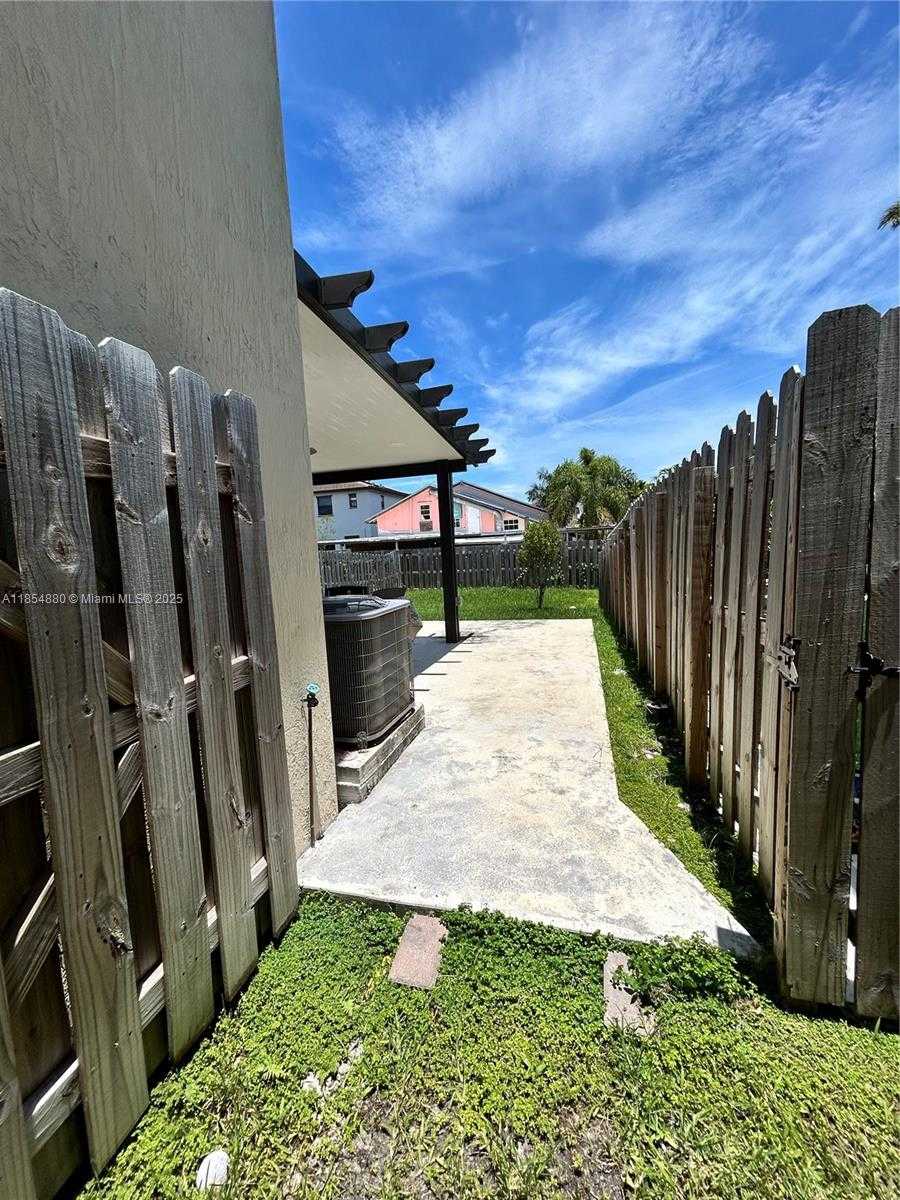 Small Image of 25343 SOUTH WEST 109TH AVE, Homestead Number 41