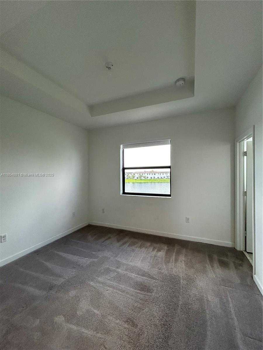 Small Image of 22913 SOUTH WEST 99TH AVE, Cutler Bay Number 4