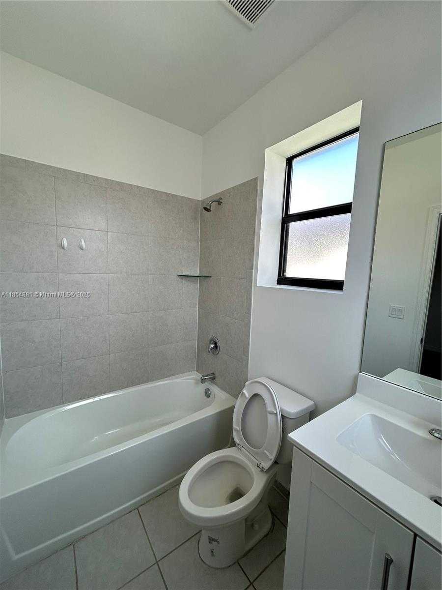 Small Image of 22913 SOUTH WEST 99TH AVE, Cutler Bay Number 6