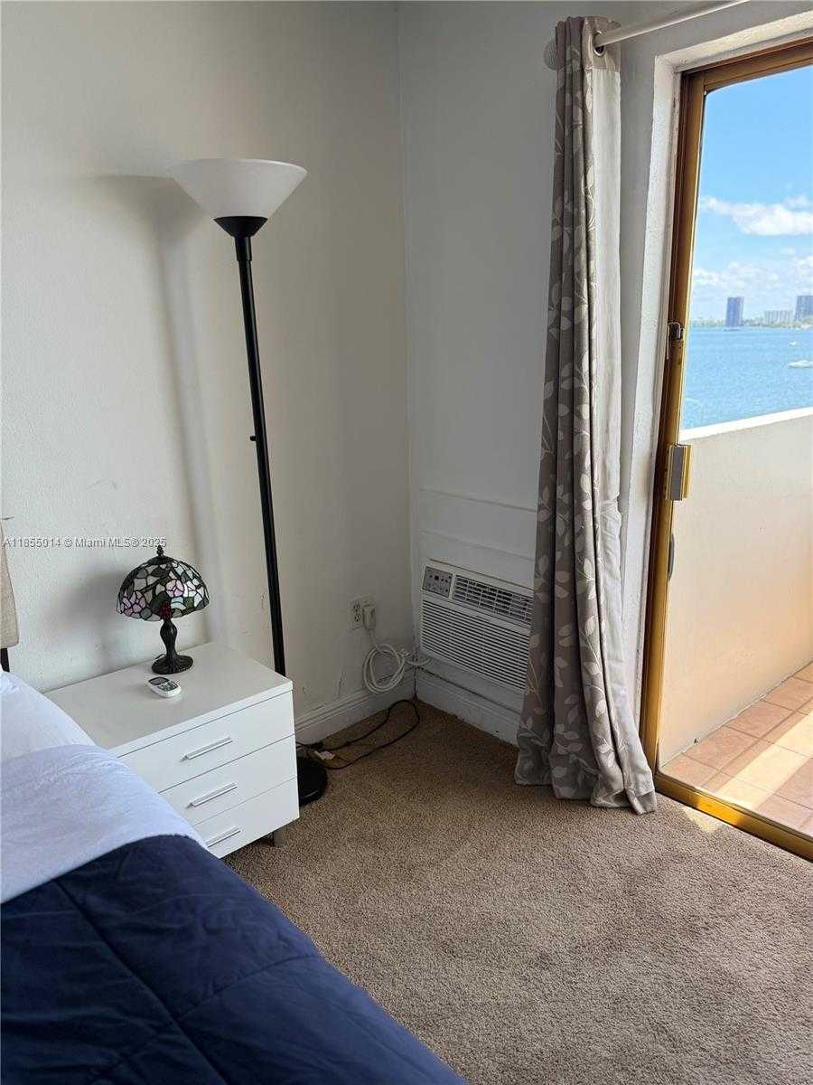 Small Image of 7904 WEST DR #806, North Bay Village Number 12