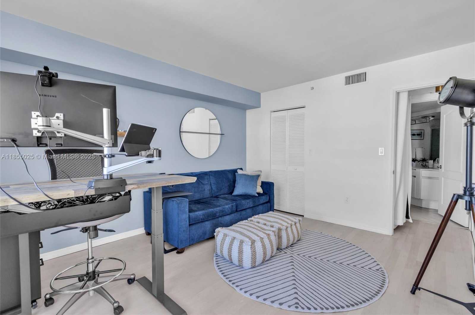 Small Image of 1800 SUNSET HARBOUR DR #1003, Miami Beach Number 23