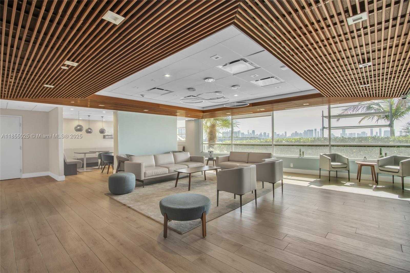 Small Image of 1800 SUNSET HARBOUR DR #1003, Miami Beach Number 27
