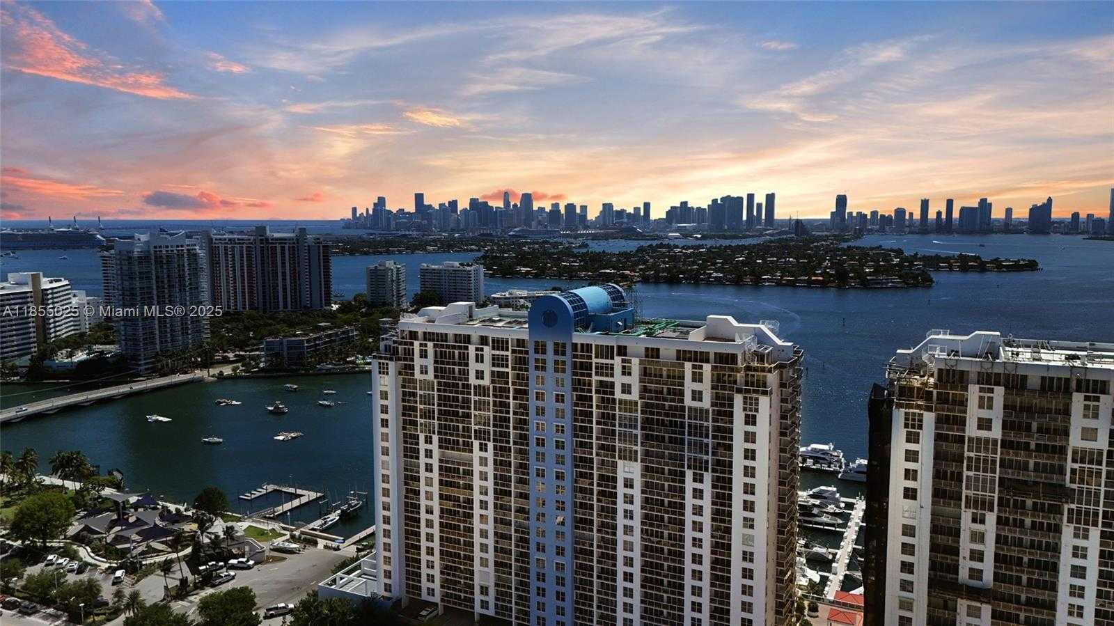Small Image of 1800 SUNSET HARBOUR DR #1003, Miami Beach Number 38