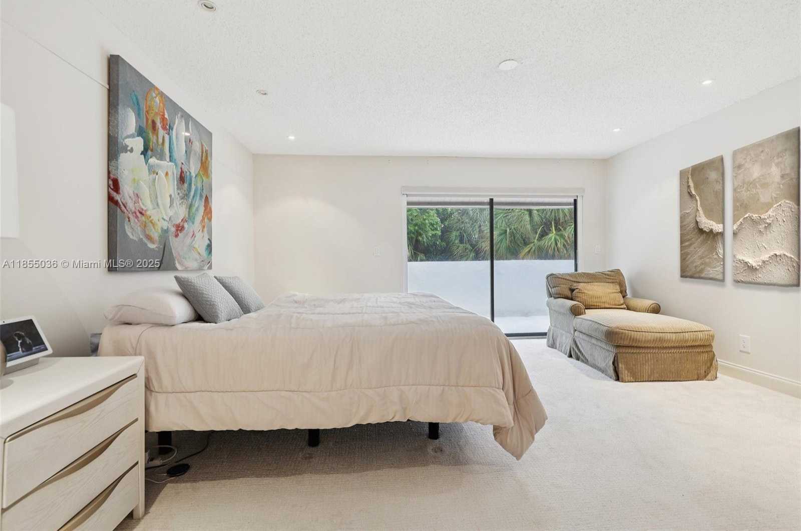 Small Image of 121 SOUTH WEST 96TH TER #205, Plantation Number 16